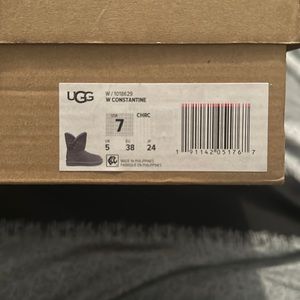 Uggs size 7